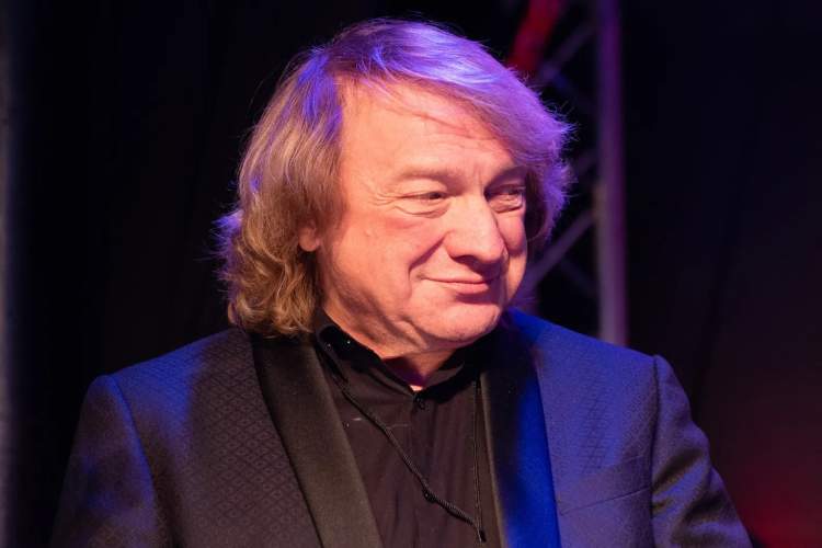 Lou Gramm Net Worth (Updated 2026).