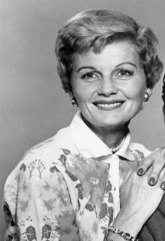 Barbara Billingsley Net Worth