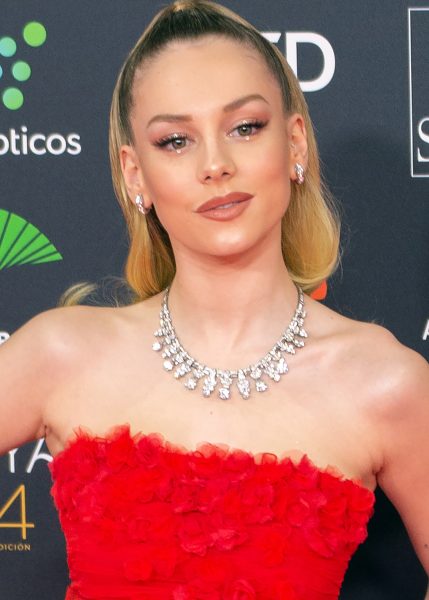 Ester Exposito Net Worth (Updated 2025).